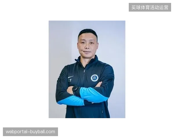 主教练陈涛战术僵化,深圳新鹏城中场失控导致战绩持续滑坡 主教练陈涛战术僵化,深圳新鹏城中场失控导致战绩持续滑坡